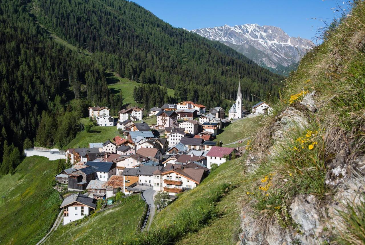 Haus Bergkristall سامنون المظهر الخارجي الصورة